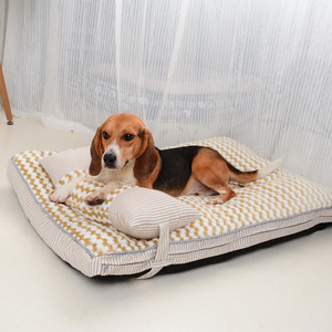 Cama para Perros Pequeños de Poliéster con Estampado Cuadrado Multicolor Personalizado con Logotipo, Lavable, de Lujo - Product Image 6