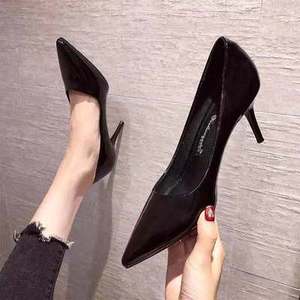 <span class=keywords><strong>Scarpe</strong></span> da <span class=keywords><strong>Sposa</strong></span> con <span class=keywords><strong>Tacco</strong></span> <span class=keywords><strong>Basso</strong></span>, Nuove <span class=keywords><strong>Scarpe</strong></span> con <span class=keywords><strong>Tacco</strong></span> Alto, Stiletto a Punta, Sexy e Giovanili con Paillettes, <span class=keywords><strong>Scarpe</strong></span> da Donna - Product Image 5