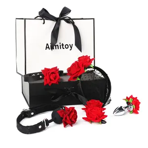 Aimitoy Produk Seks SM, Set Bondage Kit Mawar dengan Bola Mulut Klem Puting Mawar Mewah Mainan Seks Dewasa Merah untuk Pasangan