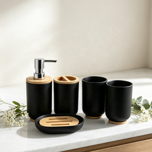 Juego de Accesorios de <span class=keywords><strong>Baño</strong></span> de Plástico PP Negro Mate con Dispensador de Jabón con Tapa de Bambú, Portacepillos de Dientes, <span class=keywords><strong>Kit</strong></span> de Decoración para <span class=keywords><strong>Baño</strong></span> - Product Image 1