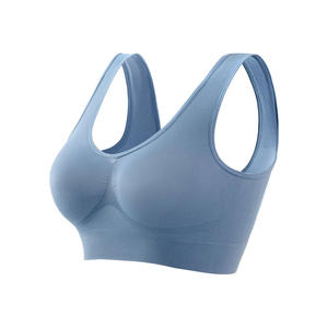 Sujetador deportivo minimalista sin etiquetas para mujer, de tela de punto suave sin costuras, para verano, con soporte de bajo impacto para yoga y uso diario. - Product Image 1