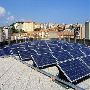 Panneaux solaires à tuiles de haute qualité et haute efficacité en gros 470W 475W 480W 485W pour système solaire domestique Panneaux solaires imprimés TFL465W- - Product Image 1