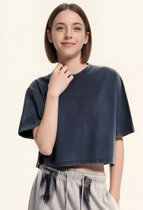 Camiseta Corta Oversize para Mujer, 240 GSM, 100% Algodón, Estilo Y2K, Streetwear, Holgada, para Chicas - Product Image 2