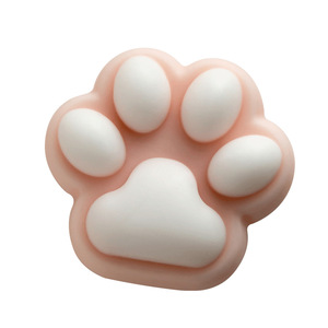 <span class=keywords><strong>Savon</strong></span> Artisanal Créatif au Lait de Chèvre - Nettoyant Visage Hydratant et Nourrissant en Forme de Patte de Totoro Mignon - Soin de la Peau - Product Image 4
