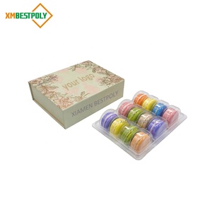 Boîte cadeau pliable en carton avec fermeture magnétique, logo personnalisé en feuille d'or embossée, 12 macarons, desserts, biscuits, avec <span class=keywords><strong>insert</strong></span> - Product Image 3