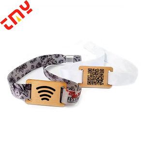Hình dạng tùy chỉnh thông minh kiểm soát truy cập NFC vé bằng gỗ thẻ dây đeo cổ tay RFID gỗ <span class=keywords><strong>tag</strong></span> với lỗ - Product Image 4