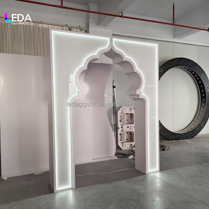 LEDA Classic Simple Modern New Arrival Wedding Entrance Led <b>Acrylic</b> Welcome Sign Backdrop Mirror Photo Booth Stand Set - Product Image 1
