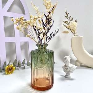 Vente en gros d'usine de vases en verre de haute qualité avec logo personnalisable pour la décoration de la chambre à coucher et du salon - Product Image 2