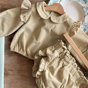 Conjuntos de ropa de otoño para niña recién nacida de 0 a 3 meses, Top de pana de algodón con manga voladora + Pantalones cortos con brotes de flores, conjuntos de ropa para niñas pequeñas - Product Image 3