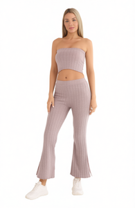 Tc257 1 Set di maglioni in maglia da donna, top corto senza spalline e pantaloni lunghi fino alla caviglia, vestibilità aderente, tinta unita, traspirante, in cotone ed elastan. - Product Image 1