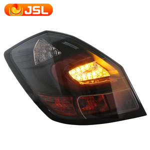 Feux Arrières Style Diode à Émission Complète Version Fumé Modifiée pour Skoda <span class=keywords><strong>Fabia</strong></span> 2008-<span class=keywords><strong>2014</strong></span>, Dispositif de Signalisation Automobile - Product Image 4