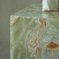 Table d'appoint de salon en pierre naturelle personnalisée, design en marbre