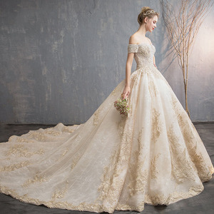 green emerald velvet dress Princess Long Sleeves Beaded Champagne Wedding Dress – FancyVestido