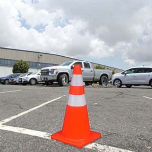 Fabrikant Groothandel 70Cm Snelwegen Signaal Flexibele Pvc Wegkegels Reflecterende Veiligheid Verkeerskegel - Product Image 3