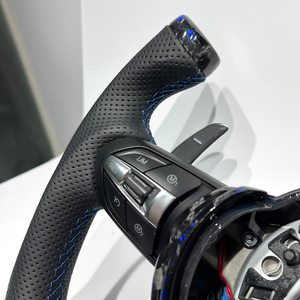 Volante de Fibra de Carbono con Pantalla LED <span class=keywords><strong>F1</strong></span> Directo de Fábrica para BMW M2 M3 M4 M5 F10 F50 F30 F32 F80 F82 F90 E90 E92 E60 E63 G20 G30 - Product Image 6
