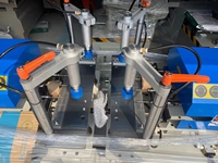 Machine de perçage de charnières OUWO Stable Precision, conçue pour l'aluminium à pont thermique, les cadres rigides et à faibles vibrations