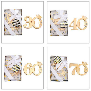 Abridor de Botellas Creativo con Forma de Corona, <span class=keywords><strong>50</strong></span> Unidades, Plegable, para Bodas, Festivales, Fiestas, Pequeño <span class=keywords><strong>Regalo</strong></span> Promocional de Aleación de Zinc - Product Image 1