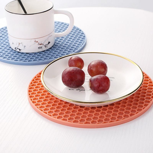 Tapis <span class=keywords><strong>de</strong></span> table en silicone haute température en gros, facile à nettoyer, isolant, avec motif nid d'abeille, antidérapant, pour casseroles et ustensiles - Product Image 5