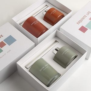 Suppliers Wholesale Colored Glass Empty Candle Jars Candle Vessels Diffuser Bottle Gift Set With Box Packaging Paper Cardboard