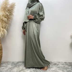 Robe de prière longue modeste unie avec foulard intégré et poches latérales 6675 # - Product Image 3
