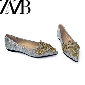 รองเท้าสตรีแฟชั่นส้นเตี้ยสไตล์จีนผูกโบว์ที่สวยงามออกแบบได้ตามต้องการ - Product Image 2