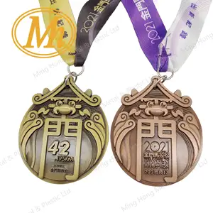 Thể thao quà tặng đồng thau huy chương tiền xu dập Lapel pins mạ men pins