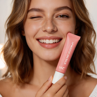 Baume à lèvres hydratant effet gloss pour une brillance instantanée, couleur transparente avec beurre de karité nourrissant, végan, rose sucré
