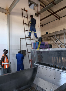 Hoàn Thành lò mổ dự án giết mổ thịt lợn lợn lợn Lò mổ Máy khử lông cho thiết bị bán thịt lợn - Product Image 2