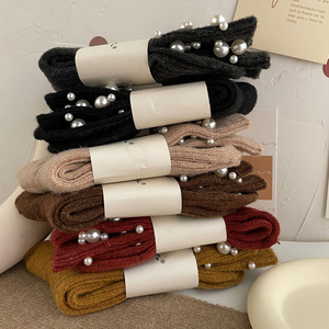 Chaussettes Slouch en Coton Épais et Chaud pour Femme, Style Coréen, avec Logo Personnalisé, Certifiées OEKO-TEX 100, Ornées de Perles et Strass, Vente en Gros - Product Image 4
