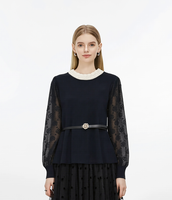 Chemisier élégant pour femme à col rond, en dentelle blanche contrastante, avec peplum, motif floral, manches longues transparentes en maille et ceinture noire décorative à la taille