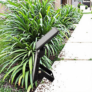 Luci Solari da Parete IP65 Impermeabili con 144 LED, Alimentate a Batteria, 8-10 Ore di <span class=keywords><strong>Illuminazione</strong></span> Calda, Luci Wireless per <span class=keywords><strong>Esterni</strong></span>, Porta d'Ingresso e Giardino - Product Image 5