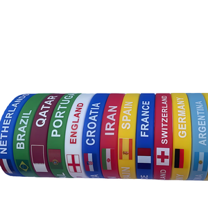 Silicone quyến rũ Vòng đeo tay cao su có thể điều chỉnh dây đeo cổ tay cờ Logo Quà tặng khuyến mãi Tên nước in ấn ban nhạc - Product Image 5