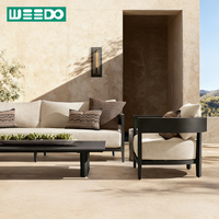 Ensemble de canapés d'extérieur modernes de luxe en aluminium, mobilier de jardin imperméable pour hôtels, villas et complexes hôteliers, ensemble de canapés de patio en métal
