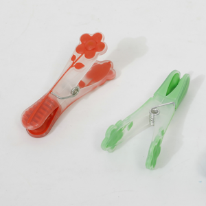 Popular 24pcs Flower TPR Plastic Clothes <strong>Pegs</strong> Wholesale <strong>Pegs</strong> Softgrip Clothes <strong>Pegs</strong> - Product Image 2