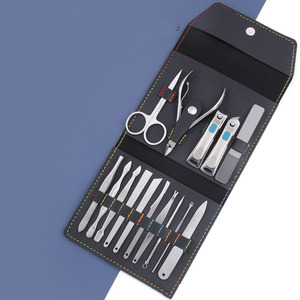 Kit per Manicure e Pedicure in acciaio inossidabile da 15 pezzi Set di tagliaunghie portatile da viaggio per la cura delle cuticole e delle unghie - Product Image 2