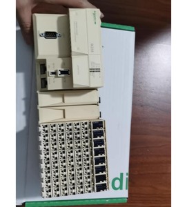 Controlador Programable Schneider TM258LF66DT4L Modicon M258, 66+4 E/S, 24V CC, 100% Nuevo en Existencia - Product Image 4