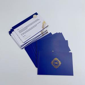 Tarjetas de Agradecimiento Azul Marino con Cresta en Dorado - Tarjetas de Felicitación de Lujo para Joyería y Marcas de Lujo - Product Image 5