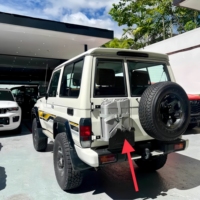 JOP4X4 Garantie 1 an pour Land Cruiser LC76 LC71 LC78 Support en acier pour bidon d'essence de porte arrière, support de réservoir d'huile