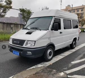 <span class=keywords><strong>Iveco</strong></span> <span class=keywords><strong>Daily</strong></span> Usada, Modelo <span class=keywords><strong>2018</strong></span>, Transmisión Manual, Motor Delantero, Tracción Delantera, Versión Original Personalizada, Furgoneta - Product Image 2