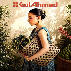 Colección de Césped Gul Ahmed Bagheecha 2026 |   3 Conjuntos de Trajes de Lino Bordados Estampados |   Ropa de Mujer Paquistaní al por Mayor - Product Image 1