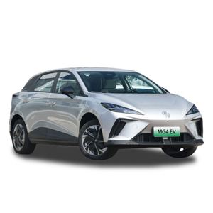 La conception intérieure de l'espace offre des options de stockage adéquates pour le véhicule électrique à nouvelle énergie MG4 - Product Image 5
