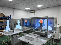 Écran OLED transparent avancé avec panneau auto-éclairant pour salle d'exposition intelligente et expérience de marque interactive