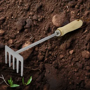 High Quality 5 Steel Tines Garden Rake Hand Cultivator Garden Bow Rake For Weeding Loosens Soil