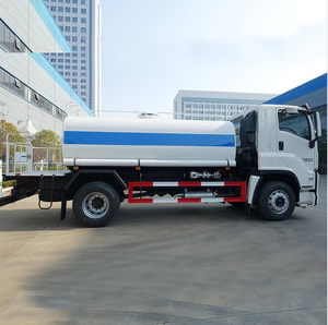 รถบรรทุกฉีดน้ำ CLW รุ่นปรับแต่งพิเศษ 1 คัน Suzu 4x2 14 ตัน พร้อมฟังก์ชั่นฉีดน้ำขั้นสูงสำหรับควบคุมฝุ่นในเขตอุตสาหกรรม - Product Image 3