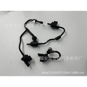 Manguera de refrigerante para Audi 4G0121081AE, pieza de repuesto nueva - Product Image 3