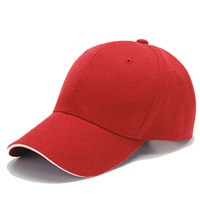 Venta al por mayor personalizado bordado 100% poliéster de lujo de moda de piel sintética curvada de 6 paneles de color sólido gorras de béisbol hebilla de Metal