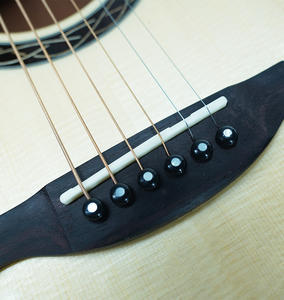 Chitarra Classica a 6 Corde Mollo MINI-12C in Legno di Palissandro Massiccio, Leggera e Facile da Usare per Principianti - Product Image 6