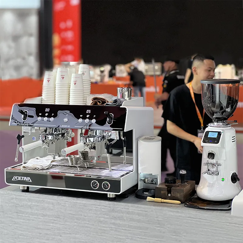 ขายร้อนในฟิลิปปินส์คาเฟ่เครื่องชงกาแฟกึ่งอัตโนมัติเชิงพาณิชย์ Barista เครื่องชงกาแฟเอสเปรสโซ