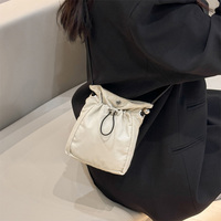 Tas Selempang Unisex Nylon Mini Dompet Ponsel Multi-Kantong Tas Messenger Tahan Air Tas Bahu Kecil Pouch Leher untuk Perjalanan