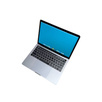 MacBook Pro 2019 13 pollici Ricondizionato con CPU Quad Core i5, 8GB RAM, SSD da 256GB, Grafica Intel Iris Plus, per OS, 4 ore di autonomia